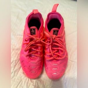 Size 6.5 - Nike Air VaporMax Plus Bubblegum W - worn twice